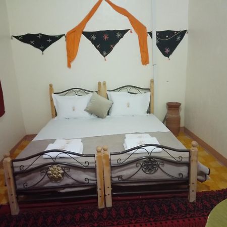 Riad Assia Foum Zguid Exterior foto